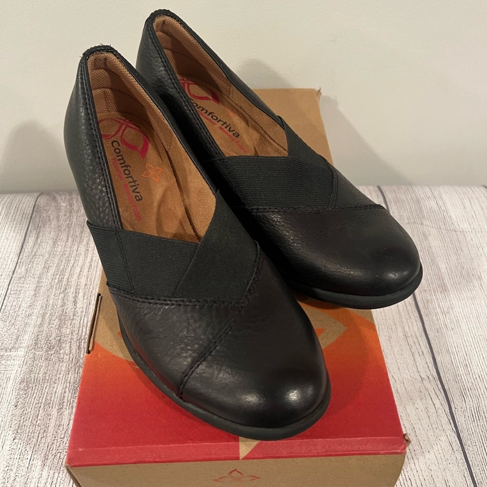 COMFORTIVA Women's Black Shoes/size 6M